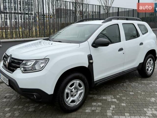 Белый Рено Дастер, объемом двигателя 1.5 л и пробегом 112 тыс. км за 13800 $, фото 1 на Automoto.ua