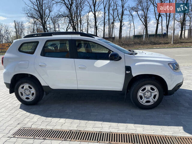 Белый Рено Дастер, объемом двигателя 1.5 л и пробегом 122 тыс. км за 17899 $, фото 9 на Automoto.ua