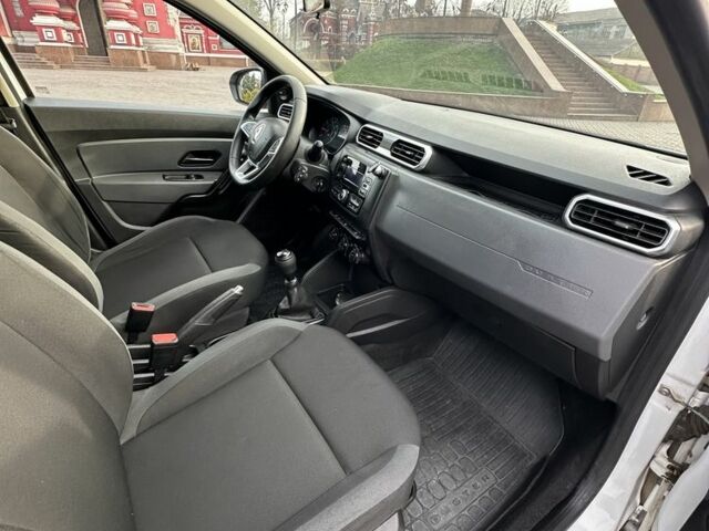 Білий Рено Дастер, об'ємом двигуна 1.5 л та пробігом 222 тис. км за 15500 $, фото 12 на Automoto.ua