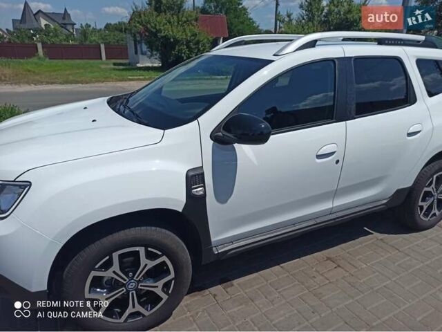 Білий Рено Дастер, об'ємом двигуна 1.6 л та пробігом 115 тис. км за 16000 $, фото 1 на Automoto.ua
