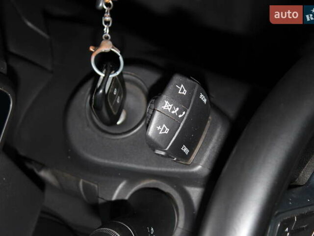 Білий Рено Дастер, об'ємом двигуна 1.5 л та пробігом 120 тис. км за 16900 $, фото 28 на Automoto.ua