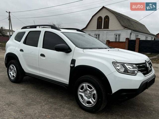 Белый Рено Дастер, объемом двигателя 1.6 л и пробегом 59 тыс. км за 13450 $, фото 2 на Automoto.ua