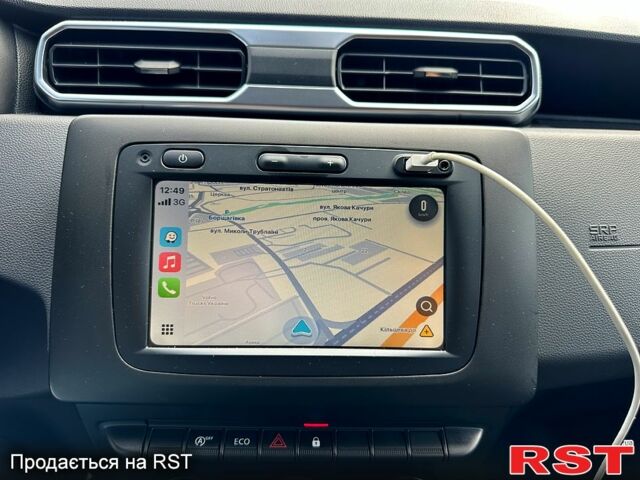 Белый Рено Дастер, объемом двигателя 1.6 л и пробегом 73 тыс. км за 16359 $, фото 10 на Automoto.ua