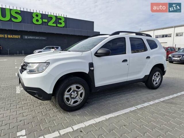 Белый Рено Дастер, объемом двигателя 1.6 л и пробегом 107 тыс. км за 14000 $, фото 1 на Automoto.ua