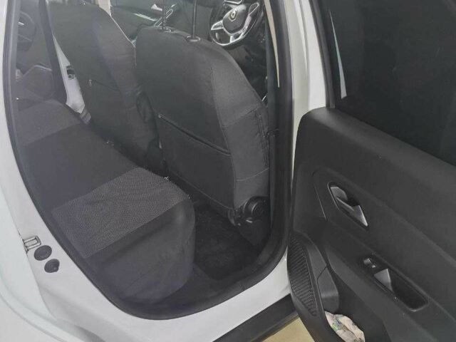 Белый Рено Дастер, объемом двигателя 1.5 л и пробегом 134 тыс. км за 17300 $, фото 7 на Automoto.ua