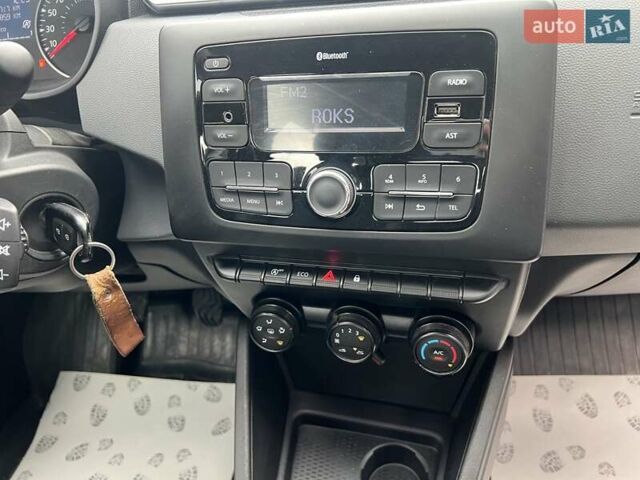 Белый Рено Дастер, объемом двигателя 1.6 л и пробегом 183 тыс. км за 14008 $, фото 20 на Automoto.ua