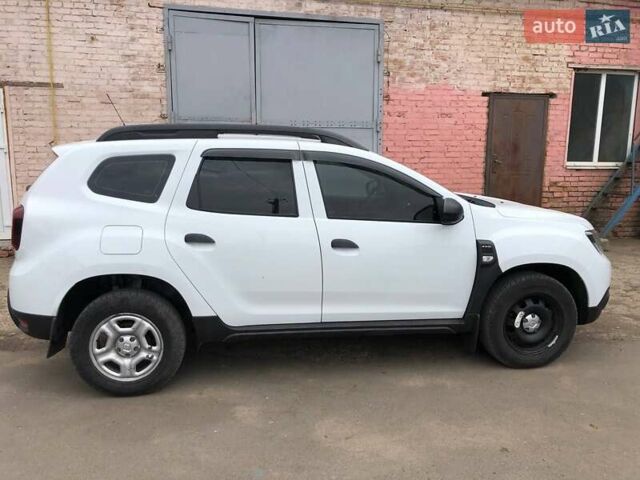 Белый Рено Дастер, объемом двигателя 1.5 л и пробегом 93 тыс. км за 18000 $, фото 1 на Automoto.ua