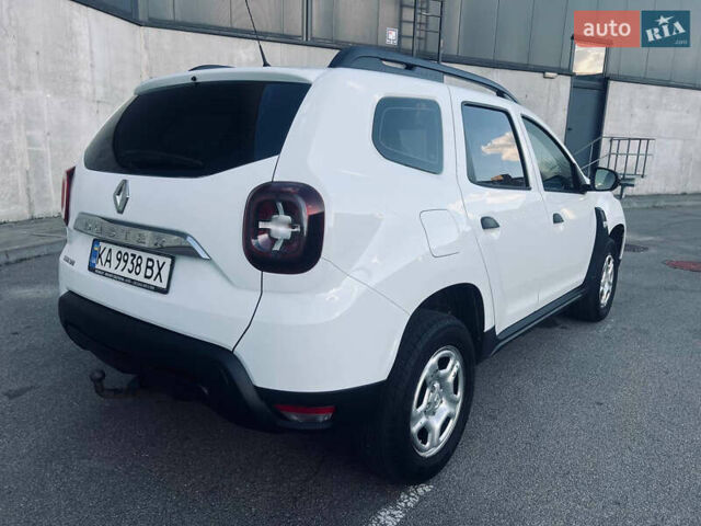 Білий Рено Дастер, об'ємом двигуна 1.6 л та пробігом 128 тис. км за 11000 $, фото 10 на Automoto.ua