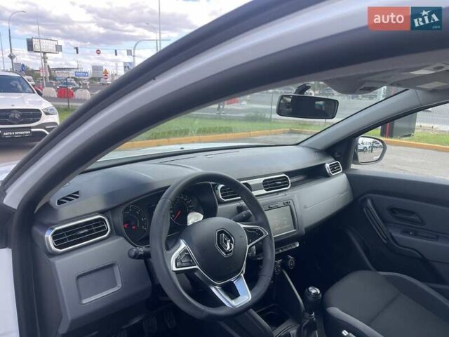 Белый Рено Дастер, объемом двигателя 1.6 л и пробегом 73 тыс. км за 16500 $, фото 8 на Automoto.ua