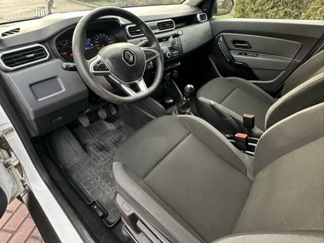 Білий Рено Дастер, об'ємом двигуна 1.5 л та пробігом 222 тис. км за 15500 $, фото 8 на Automoto.ua