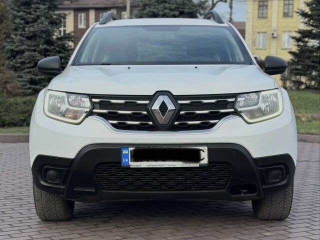 Білий Рено Дастер, об'ємом двигуна 1.5 л та пробігом 222 тис. км за 15500 $, фото 1 на Automoto.ua