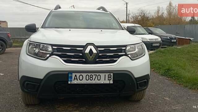 Рено Дастер 2021 у Ужгороді на Automoto.ua Білий Рено Дастер, об'ємом двигуна 1.46 л та пробігом 115 тис. км за 17300 $, фото 1 на Automoto.ua