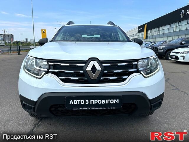 Белый Рено Дастер, объемом двигателя 1.6 л и пробегом 73 тыс. км за 16359 $, фото 1 на Automoto.ua