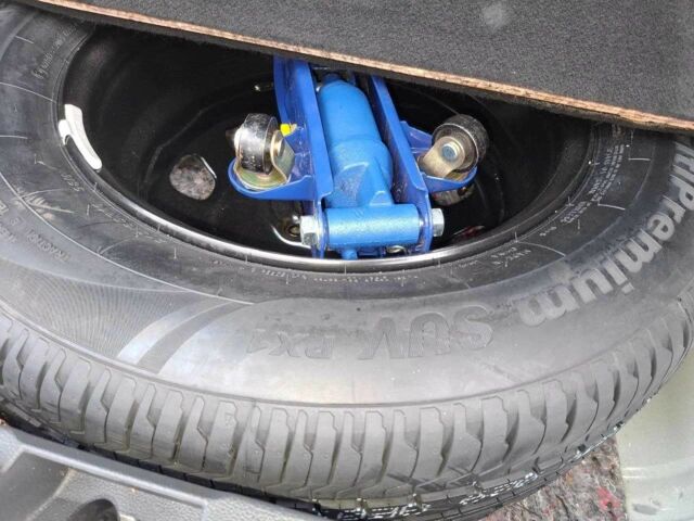 Белый Рено Дастер, объемом двигателя 1.5 л и пробегом 25 тыс. км за 17800 $, фото 9 на Automoto.ua