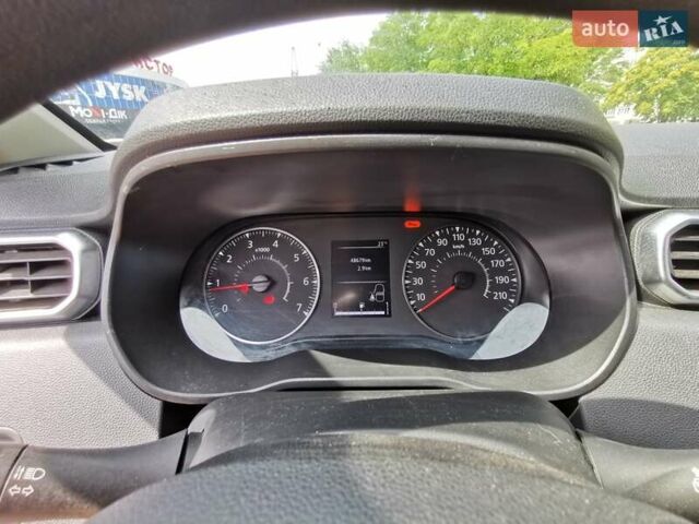 Белый Рено Дастер, объемом двигателя 1.6 л и пробегом 49 тыс. км за 16500 $, фото 12 на Automoto.ua
