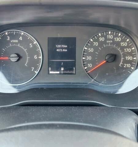 Белый Рено Дастер, объемом двигателя 1.46 л и пробегом 130 тыс. км за 17550 $, фото 3 на Automoto.ua