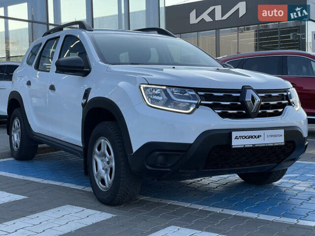 Белый Рено Дастер, объемом двигателя 1.6 л и пробегом 27 тыс. км за 16700 $, фото 6 на Automoto.ua