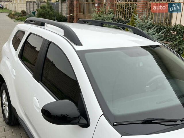 Білий Рено Дастер, об'ємом двигуна 1.46 л та пробігом 92 тис. км за 16900 $, фото 4 на Automoto.ua