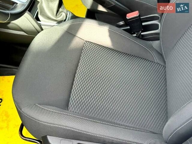 Білий Рено Дастер, об'ємом двигуна 1.46 л та пробігом 159 тис. км за 18800 $, фото 34 на Automoto.ua