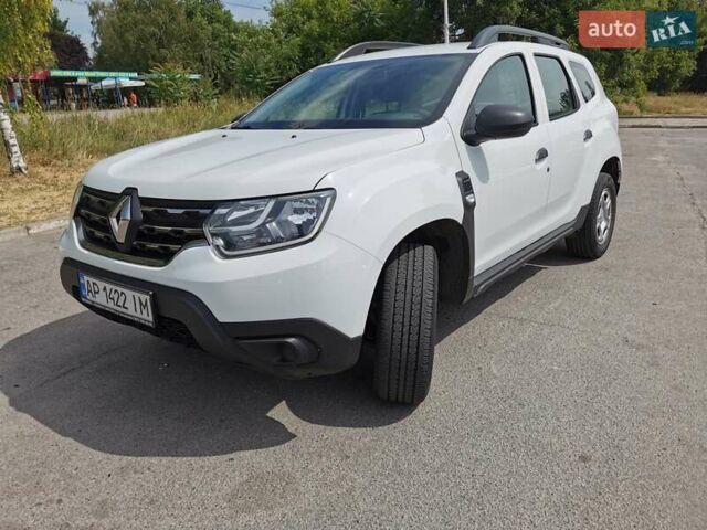 Белый Рено Дастер, объемом двигателя 1.6 л и пробегом 49 тыс. км за 16500 $, фото 2 на Automoto.ua