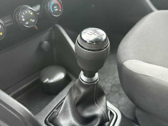 Білий Рено Дастер, об'ємом двигуна 1.5 л та пробігом 222 тис. км за 15500 $, фото 19 на Automoto.ua