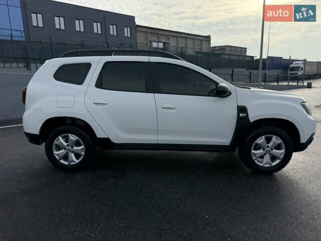 Білий Рено Дастер, об'ємом двигуна 1.6 л та пробігом 28 тис. км за 16800 $, фото 39 на Automoto.ua