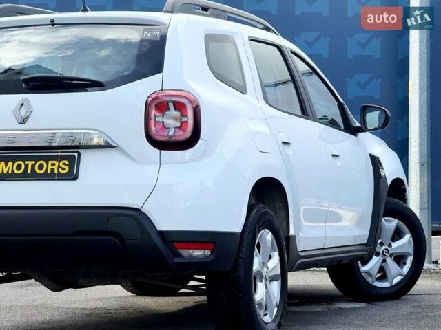 Білий Рено Дастер, об'ємом двигуна 1.46 л та пробігом 159 тис. км за 18800 $, фото 7 на Automoto.ua