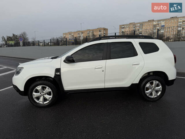 Білий Рено Дастер, об'ємом двигуна 1.6 л та пробігом 28 тис. км за 16800 $, фото 14 на Automoto.ua