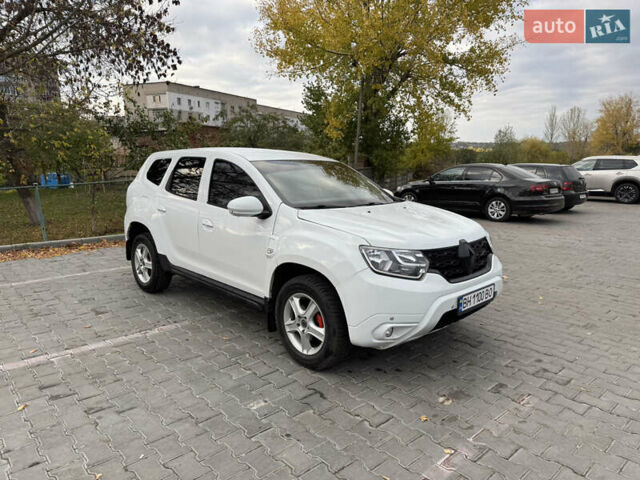 Рено Дастер 2021 в Подольск (Котовск) на Automoto.ua Белый Рено Дастер, объемом двигателя 1.46 л и пробегом 99 тыс. км за 15500 $, фото 3 на Automoto.ua