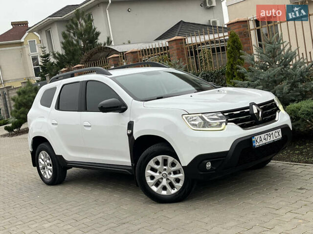 Білий Рено Дастер, об'ємом двигуна 1.46 л та пробігом 92 тис. км за 16900 $, фото 6 на Automoto.ua
