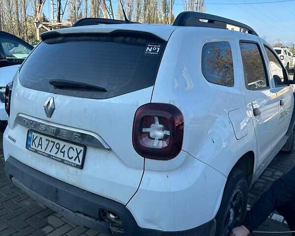 Белый Рено Дастер, объемом двигателя 1.46 л и пробегом 177 тыс. км за 12500 $, фото 2 на Automoto.ua