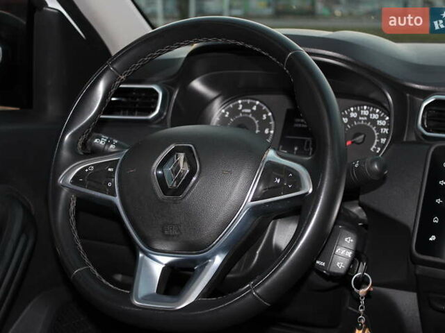 Білий Рено Дастер, об'ємом двигуна 1.5 л та пробігом 120 тис. км за 16900 $, фото 27 на Automoto.ua