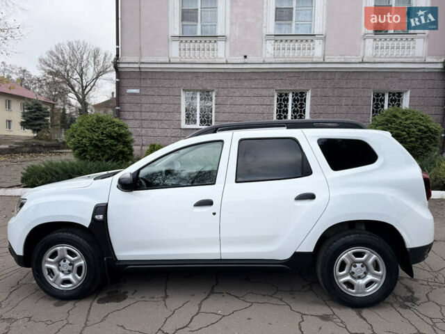 Белый Рено Дастер, объемом двигателя 1.46 л и пробегом 130 тыс. км за 14900 $, фото 7 на Automoto.ua