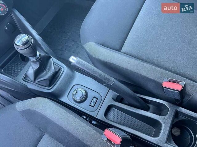 Білий Рено Дастер, об'ємом двигуна 1.46 л та пробігом 175 тис. км за 14900 $, фото 15 на Automoto.ua