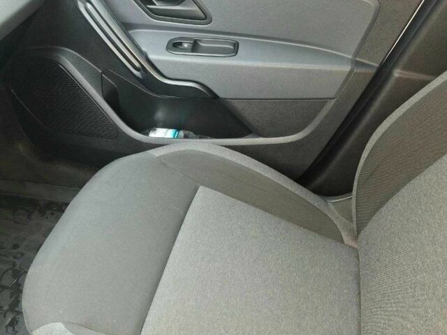 Белый Рено Дастер, объемом двигателя 1.5 л и пробегом 25 тыс. км за 17800 $, фото 7 на Automoto.ua