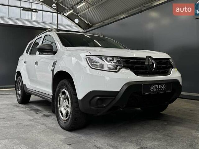 Рено Дастер 2021 в Киеве на Automoto.ua Белый Рено Дастер, объемом двигателя 1.5 л и пробегом 181 тыс. км за 14000 $, фото 25 на Automoto.ua