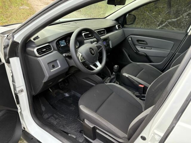 Білий Рено Дастер, об'ємом двигуна 1.5 л та пробігом 27 тис. км за 15500 $, фото 4 на Automoto.ua