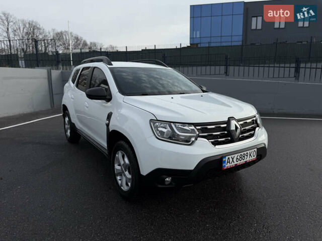 Білий Рено Дастер, об'ємом двигуна 1.6 л та пробігом 28 тис. км за 16800 $, фото 48 на Automoto.ua