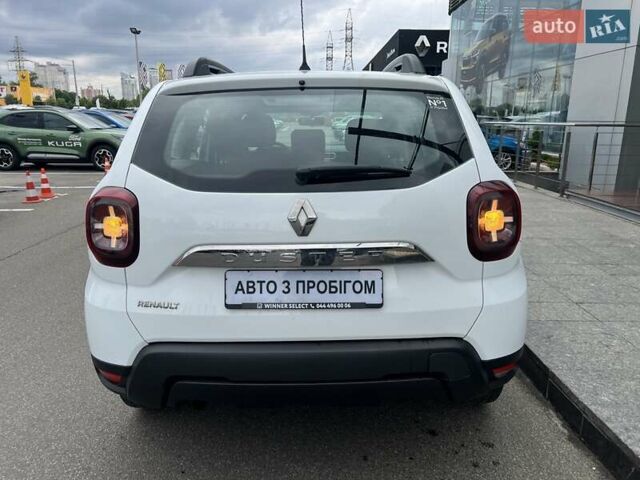 Белый Рено Дастер, объемом двигателя 1.6 л и пробегом 183 тыс. км за 14008 $, фото 5 на Automoto.ua