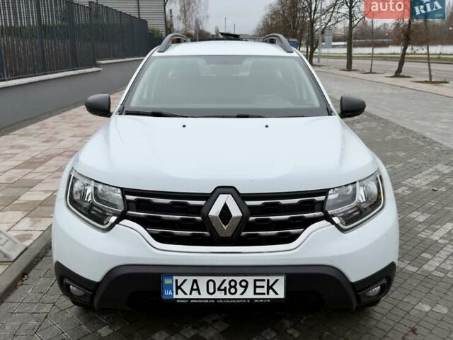 Белый Рено Дастер, объемом двигателя 1.5 л и пробегом 112 тыс. км за 13800 $, фото 11 на Automoto.ua