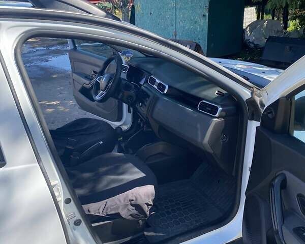 Білий Рено Дастер, об'ємом двигуна 1.46 л та пробігом 226 тис. км за 12500 $, фото 10 на Automoto.ua