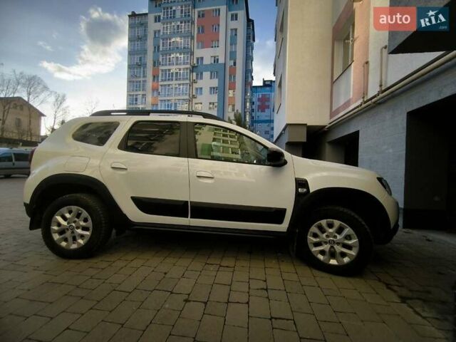 Белый Рено Дастер, объемом двигателя 1.5 л и пробегом 45 тыс. км за 19500 $, фото 14 на Automoto.ua