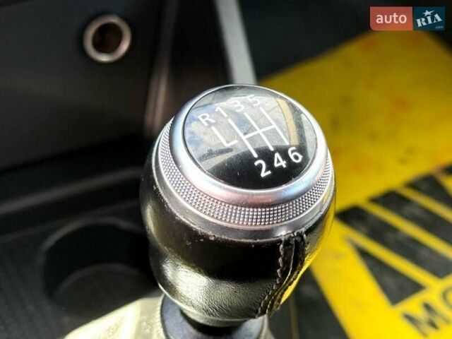 Білий Рено Дастер, об'ємом двигуна 1.46 л та пробігом 159 тис. км за 18800 $, фото 40 на Automoto.ua