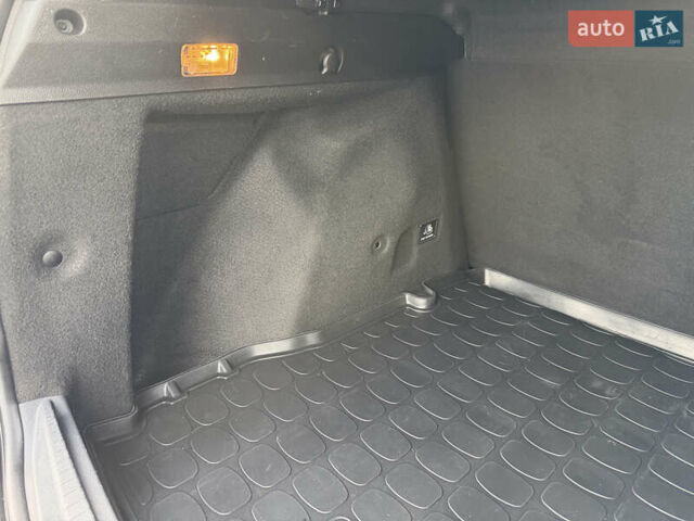 Білий Рено Дастер, об'ємом двигуна 1.6 л та пробігом 28 тис. км за 16800 $, фото 97 на Automoto.ua