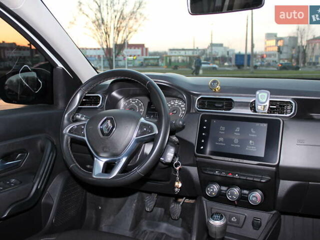 Білий Рено Дастер, об'ємом двигуна 1.5 л та пробігом 120 тис. км за 16900 $, фото 26 на Automoto.ua