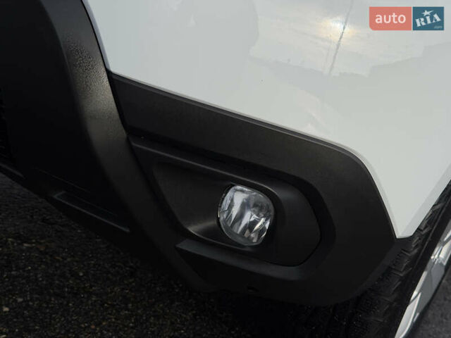 Білий Рено Дастер, об'ємом двигуна 1.6 л та пробігом 28 тис. км за 16800 $, фото 52 на Automoto.ua