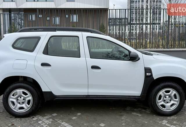Белый Рено Дастер, объемом двигателя 1.5 л и пробегом 112 тыс. км за 13800 $, фото 8 на Automoto.ua