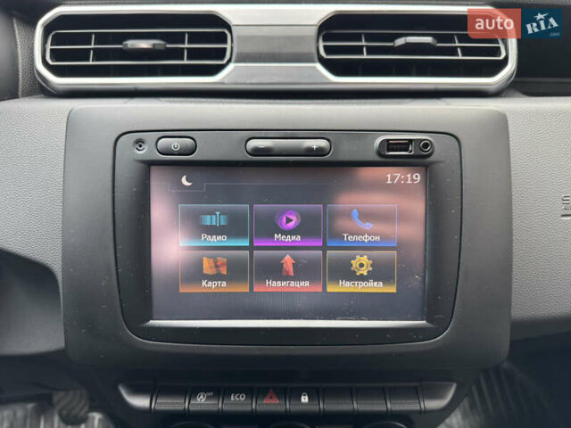 Белый Рено Дастер, объемом двигателя 1.46 л и пробегом 130 тыс. км за 14900 $, фото 23 на Automoto.ua