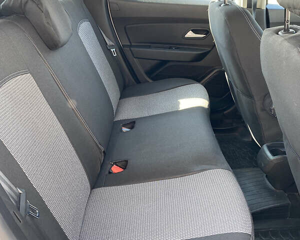 Белый Рено Дастер, объемом двигателя 1.5 л и пробегом 122 тыс. км за 17899 $, фото 13 на Automoto.ua