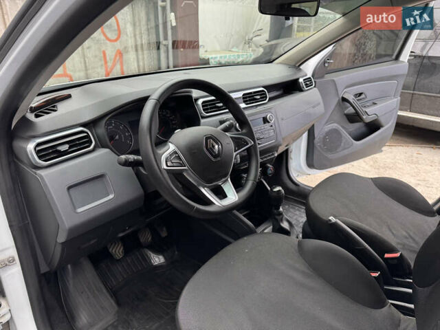 Рено Дастер 2021 в Подольск (Котовск) на Automoto.ua Белый Рено Дастер, объемом двигателя 1.46 л и пробегом 99 тыс. км за 15500 $, фото 10 на Automoto.ua